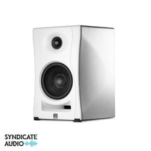 Load image into Gallery viewer, Kali Audio Lone Pine Series LP-UNF Ultra-Nearfield Powered 2-Way Studio Monitor Pair - White