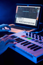 Load image into Gallery viewer, ARTURIA MiniLab Mk II Mini 25-Key Keyboard Midi Controller
