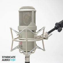 Load image into Gallery viewer, Lauten Audio Signature Series Clarion FC-357 Classic FET Condenser Microphone