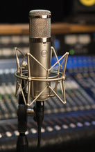 Load image into Gallery viewer, Warm Audio WA47 Jr FET Condenser Microphone - GuitarPusher
